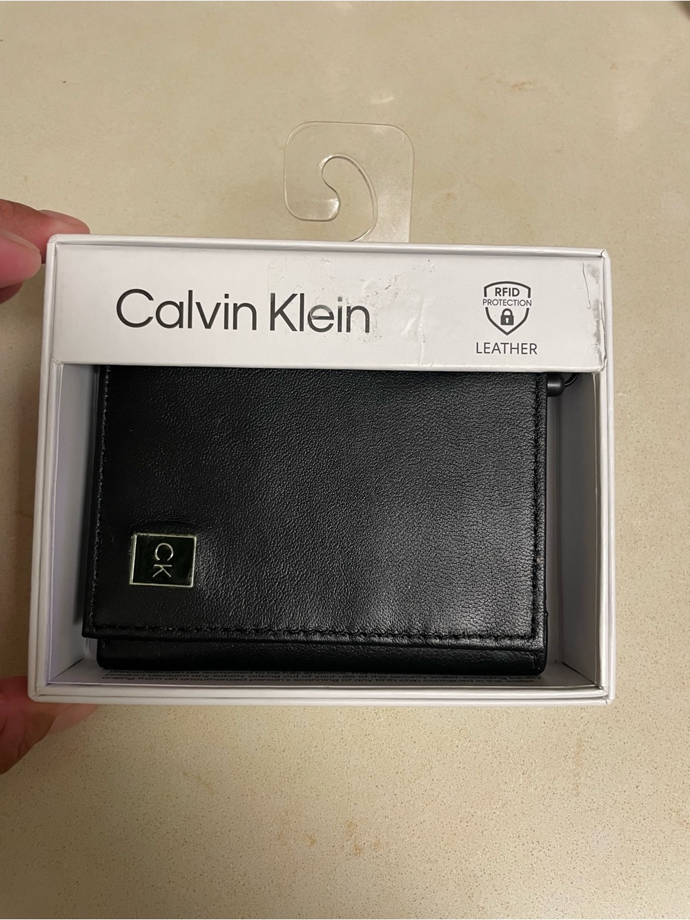 Calvin Klein Black Leather Bi-Fold Card & Key Wallet